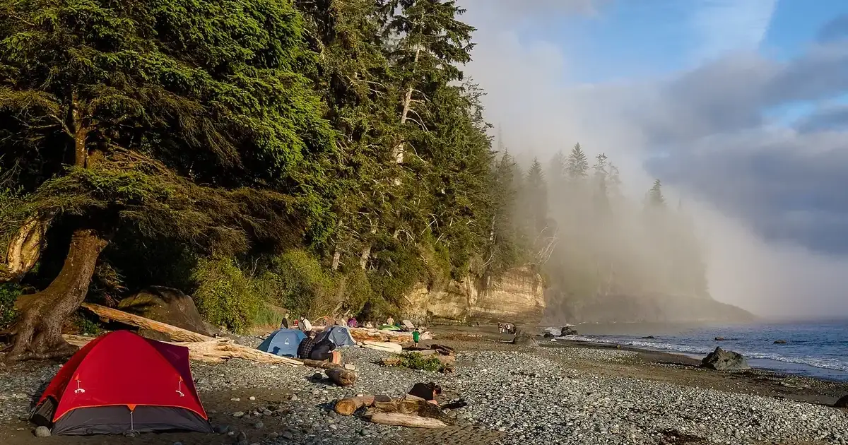 Camp Mystic reopens after 27 deaths: Dad blasts "unfathomable" plan.