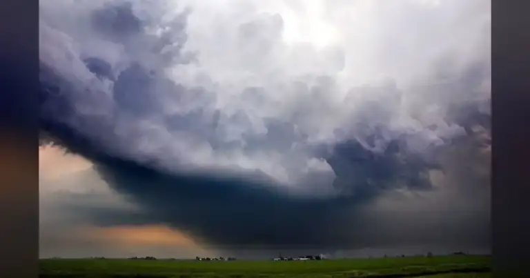 Dangerous Tornadoes: STL Tower Evacuated, Flights Grounded.