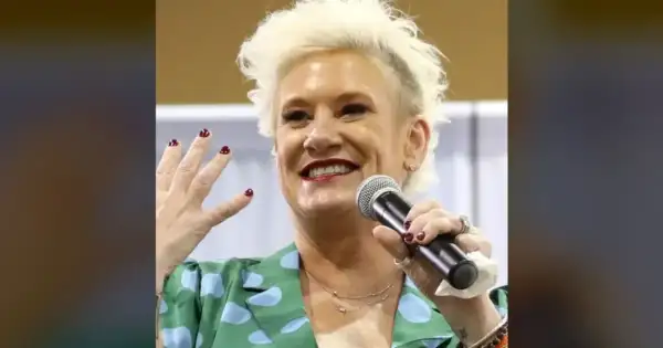 Reddit Users Call Out "Chilling Photos" Headline as "Pure Garbage