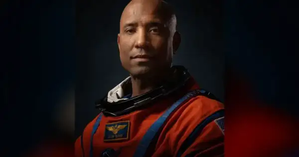 Victor Glover: We are a team. Preparing for this dangerous mission.