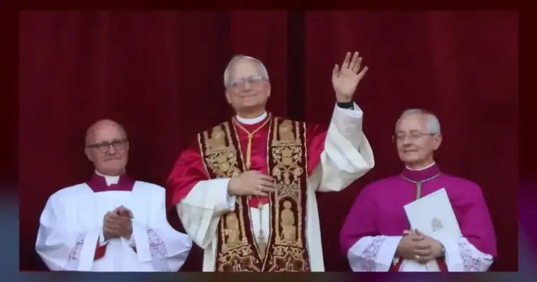 Pope Leo XIV Easter Blessing - Fake Glitchy streams all over the Internet