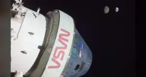 Reid Wiseman: I have two Microsoft Outlooks, and neither one of those are working.