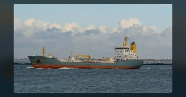 Iran’s $1 Million Toll on Every Ship Sparks Global Oil Price Surge