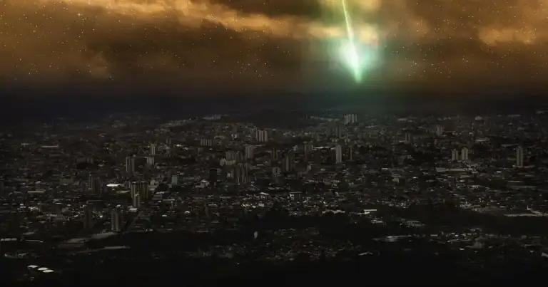 Massachusetts Meteor Slammed 911: Seen DE to Montreal