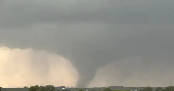 Mississippi Tornado: Homes Gone, 17 Injured, 3 Critical