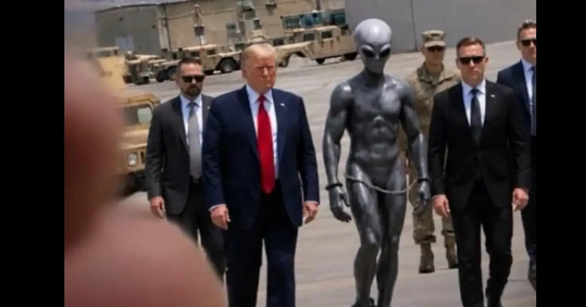 Trump's alien pic forces White House UFO file release.