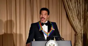 Lionel Richie, 77, Whisked Off Stage Mid-Concert