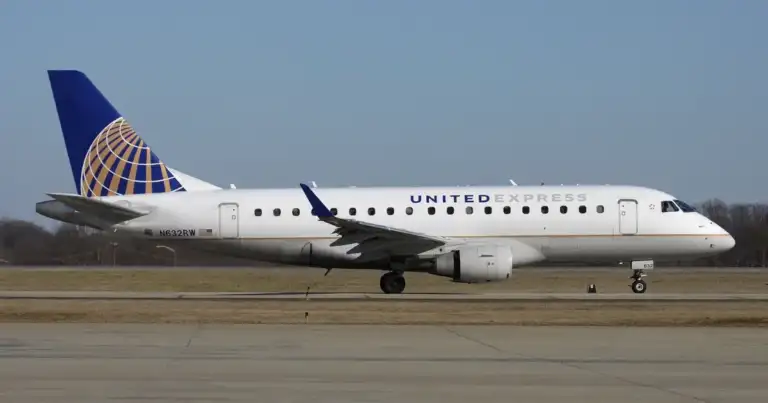 United Flight Diverted: Passenger in FBI Custody After Breach