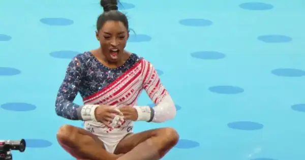 Simone Biles: "Almost died" in hospital