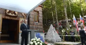 Putin's Empire Crumbles: Fuel Lines & Battlefield Rot