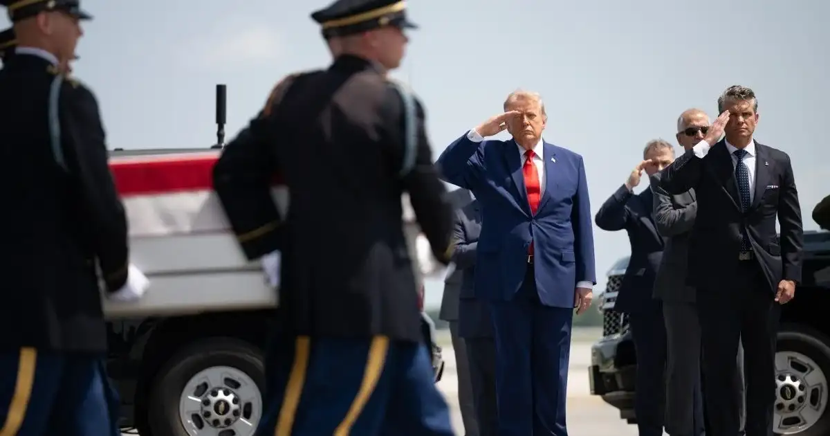 Trump Meets First US War Dead Soldier from Iran Conflict at Dover