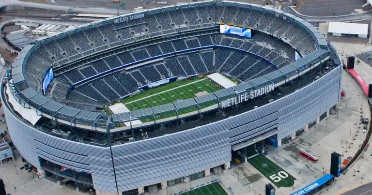 Fans Fear the Smoke, but FIFA Keeps World Cup Final at MetLife