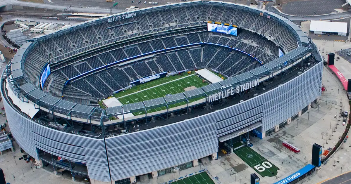 Fans Fear the Smoke, but FIFA Keeps World Cup Final at MetLife