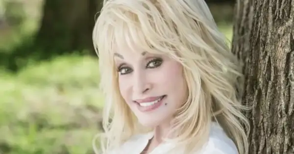 Dolly Parton Dies at 80, Leaves a Lasting Cultural Legacy