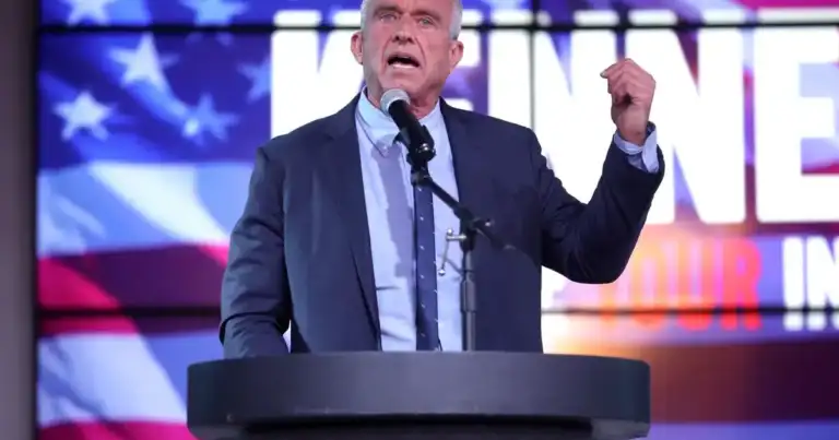 RFK Jr.: CNN are propagandists for pharma industry.