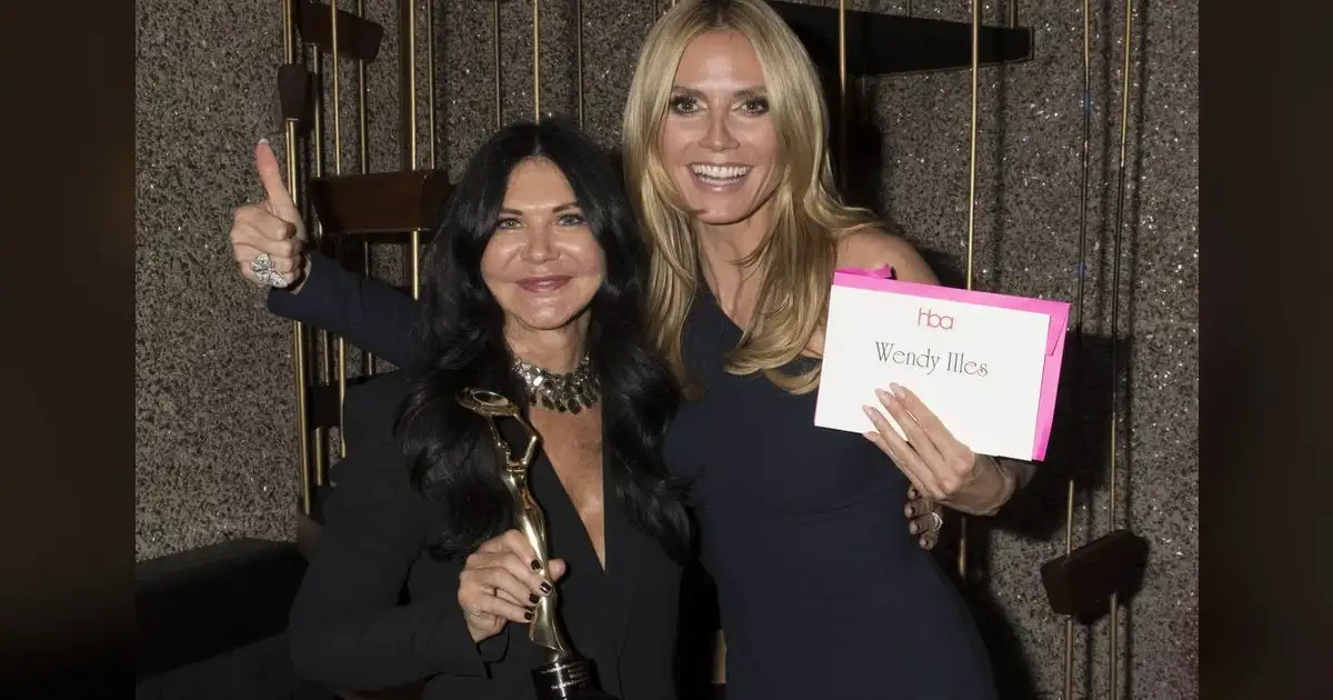 Heidi Klum defies ageism with futuristic look at L'Oréal Paris show